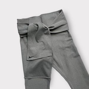 Nike Sculpt Victory Leggings Medium High Rise Compression Tight Fit Full Length